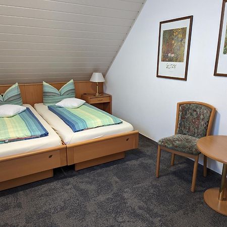 Zum Schwarzen Baeren Hotel Vohenstrauss Kültér fotó
