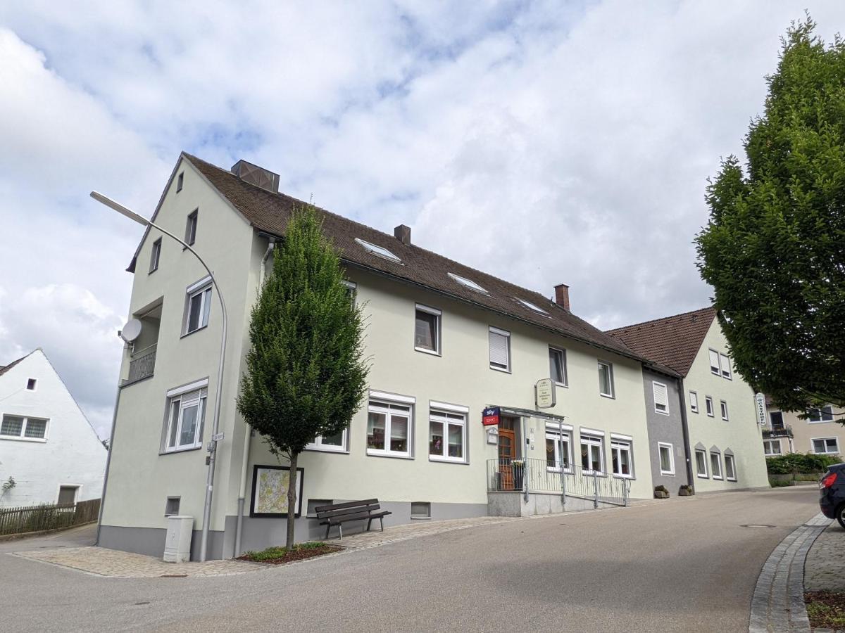 Zum Schwarzen Baeren Hotel Vohenstrauss Kültér fotó