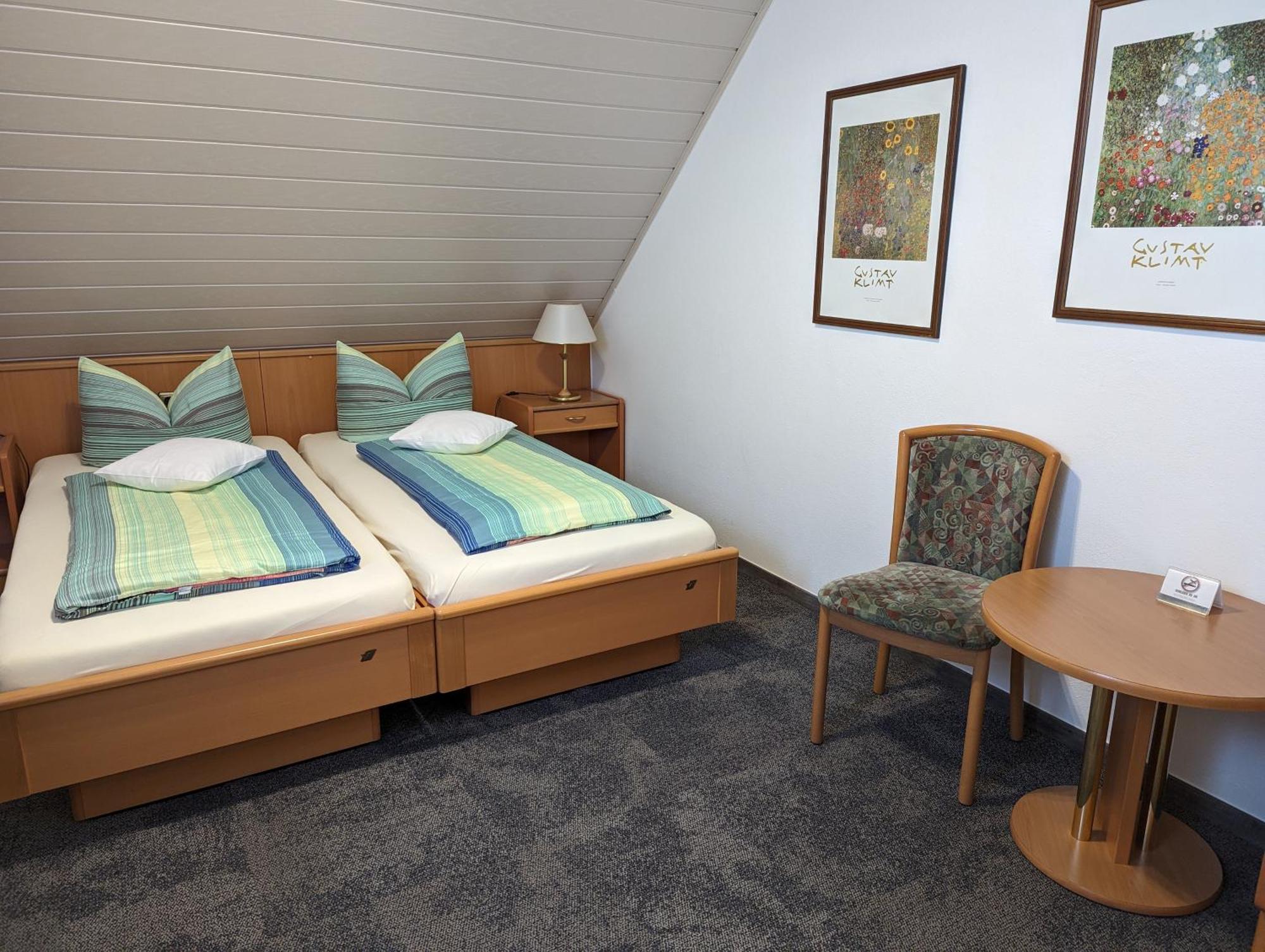 Zum Schwarzen Baeren Hotel Vohenstrauss Kültér fotó