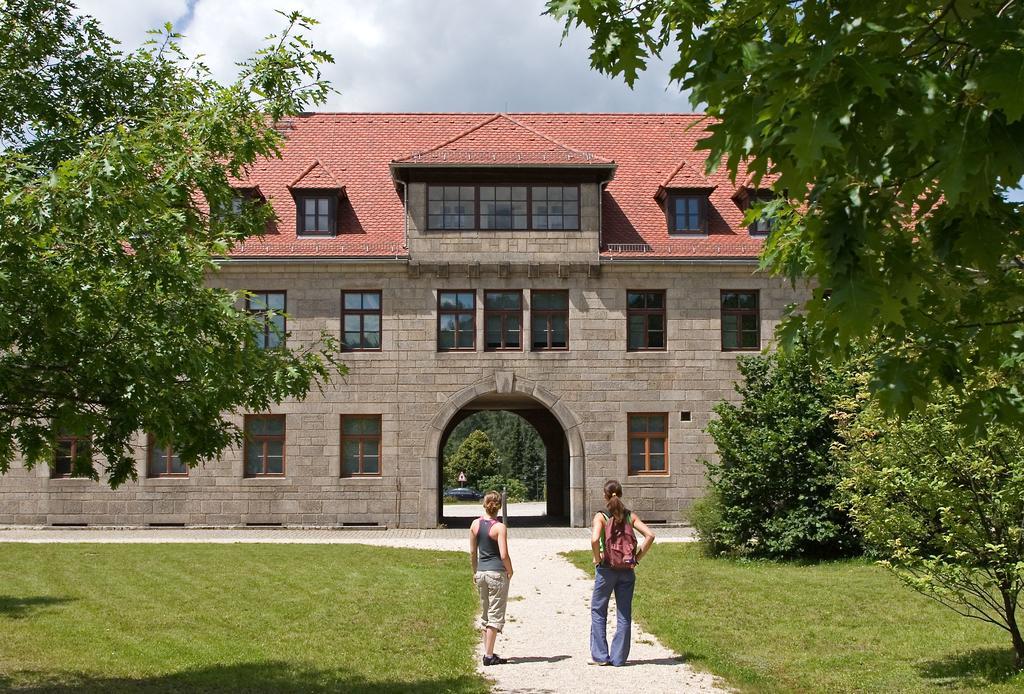 Zum Schwarzen Baeren Hotel Vohenstrauss Kültér fotó